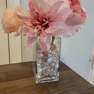 Elegant Pink Floral Arrangement in Glass Vase